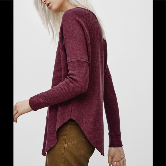 Aritzia TNA Alder waffle knit top - Picture 2 of 8